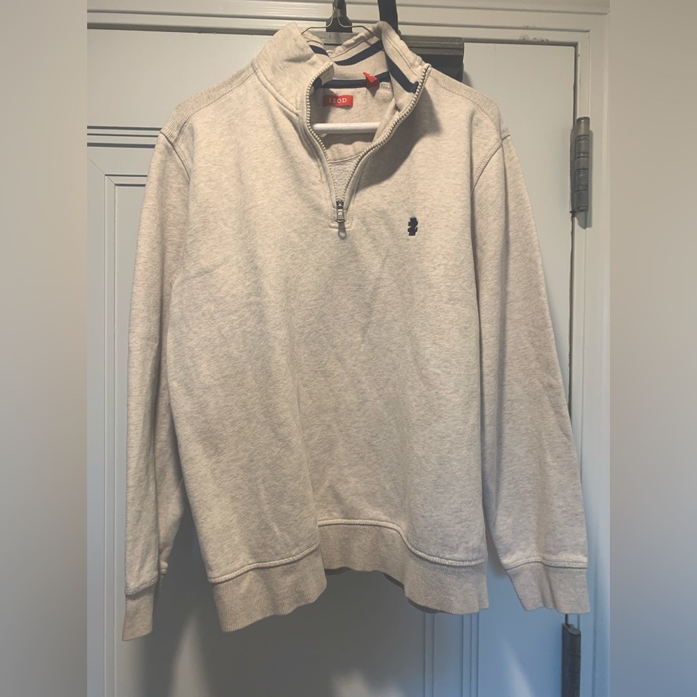 Izod quarter zip, grey, size M.